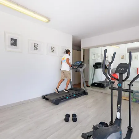 ゲストハウス Elvira ティアス